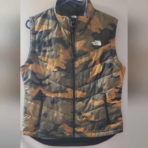 The North Face Camouflage Vest - Picture 1 of 6